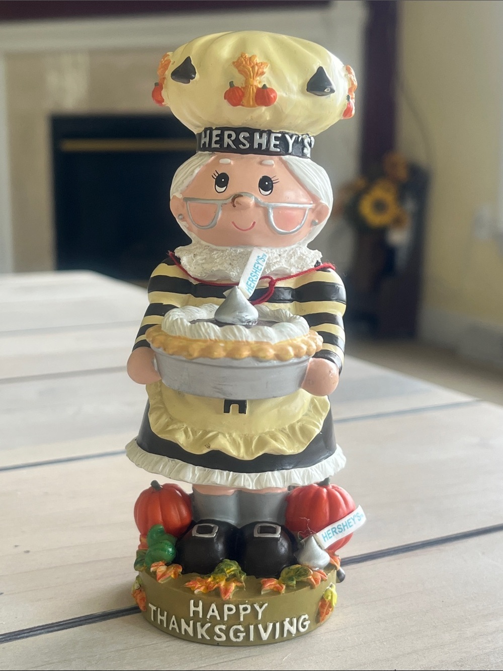 Hershey’s 2001 Thanksgiving Mrs Elf Collectible Figurine by Kurt S Adler